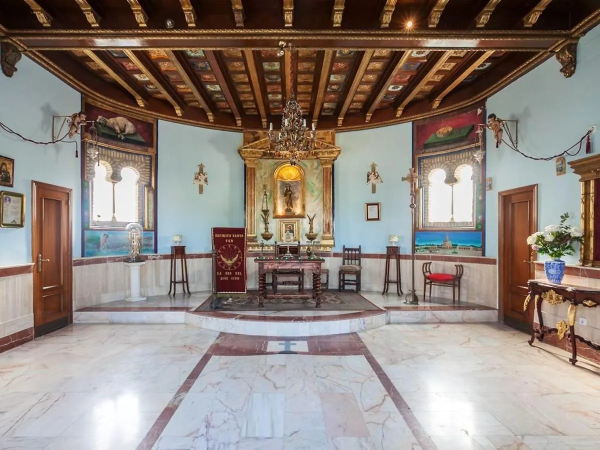 Sunny Villa Near Los Palacios Y Villafranca With Private Pool